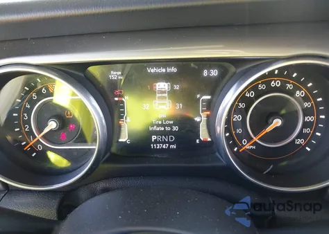 2018 Jeep Wrangler Unlimited Sahara 4X4 из США, поврежденный, VIN 1C4HJXEG4JW250306